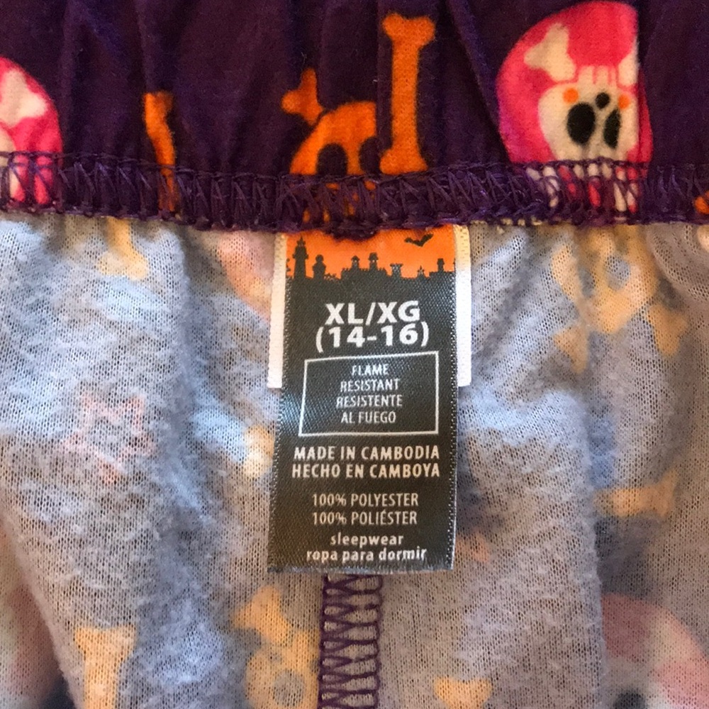 purple skull and bones pajama 14-16 - Picture 3 of 3